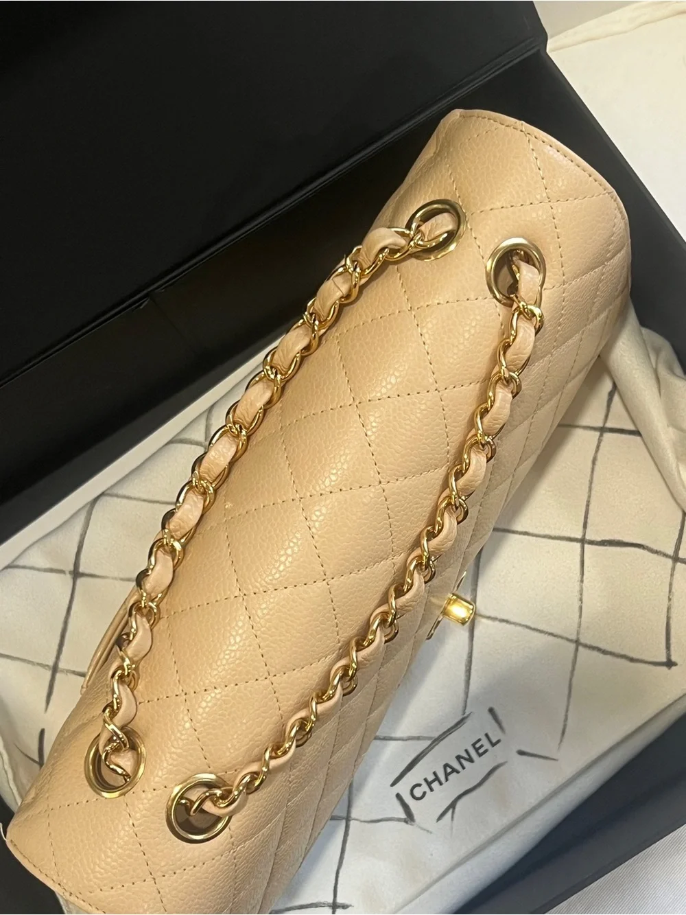 Chanel Classic Caviar Meduim Size